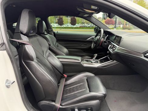 Used 2021 BMW M4 Competition w/ Executive Package RWD image 24