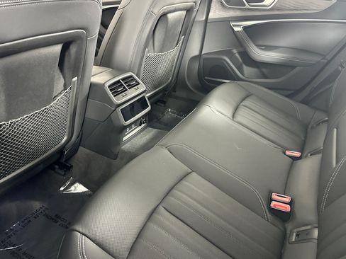 Used 2025 Audi A6 Premium Plus w/ Premium Plus Package AWD/4WD image 11