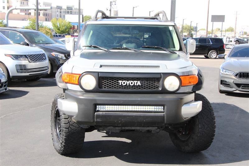 Used 2014 Toyota FJ Cruiser 4WD w/ Convenience Package image 3