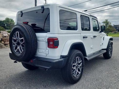 New 2025 Jeep Wrangler Sahara image 5