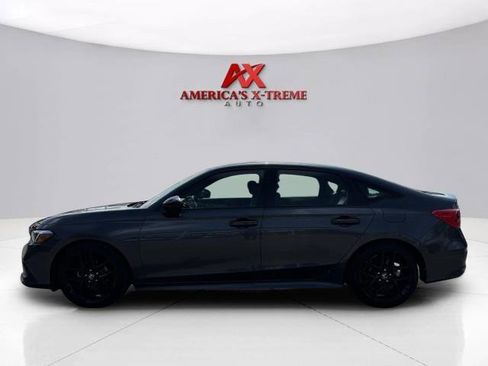 Used 2024 Honda Civic Sport image 2
