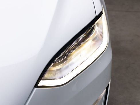 Used 2023 Tesla Model X Plaid AWD/4WD image 4