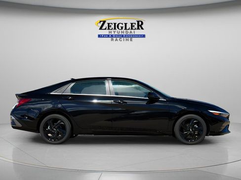 New 2026 Hyundai Elantra SEL Sport Premium FWD image 8