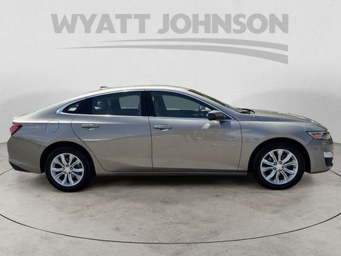 Used 2022 Chevrolet Malibu LT image 7