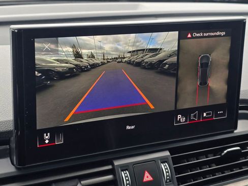 Used 2023 Audi SQ5 Prestige w/ Prestige Package image 45