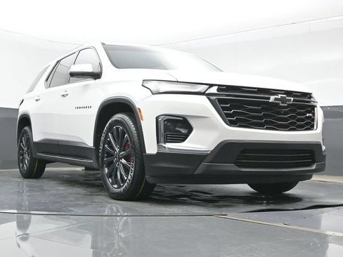 Used 2022 Chevrolet Traverse RS FWD image 27