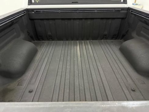 Used 2018 Toyota Tundra SR5 w/ SR5 Upgrade Package RWD image 35
