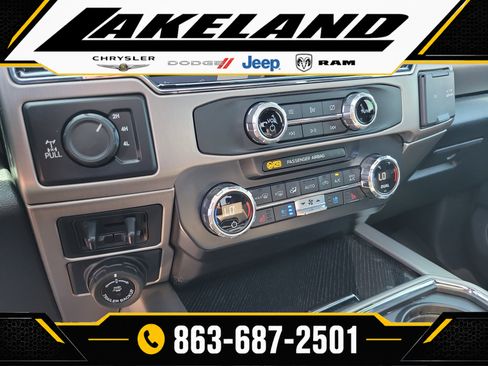 Used 2022 Ford F350 Platinum AWD/4WD image 24