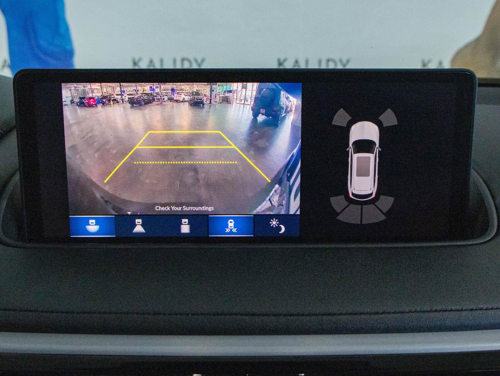 Used 2023 Acura MDX w/ Technology Package AWD/4WD image 7