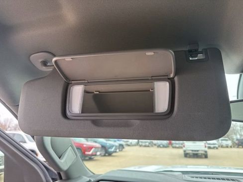 Used 2024 GMC Sierra 1500 SLT w/ SLT Premium Plus Package AWD/4WD image 33