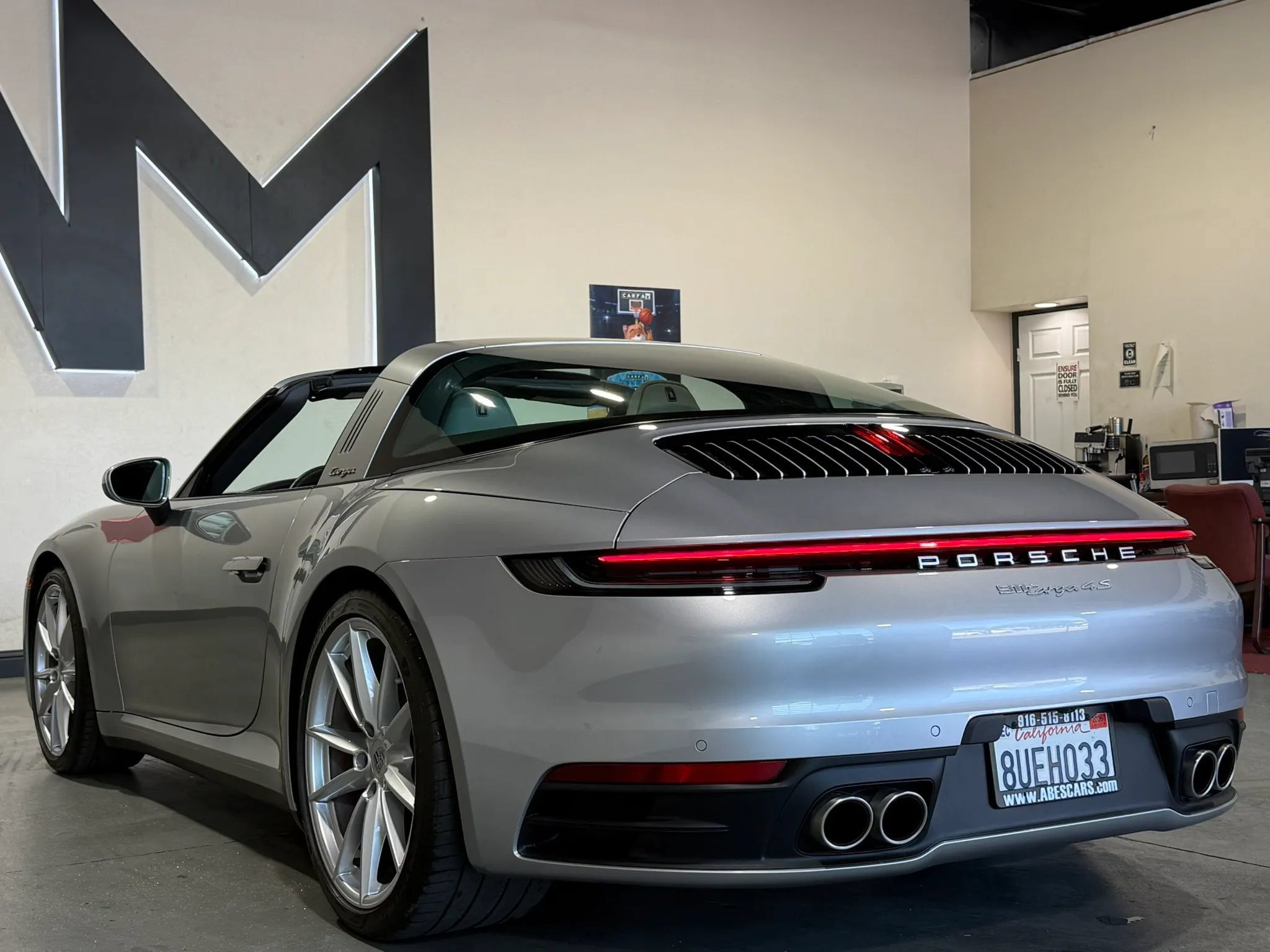 Used 2021 Porsche 911 AWD/4WD image 15