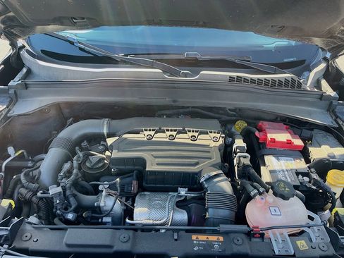 Used 2020 Jeep Renegade Limited image 28