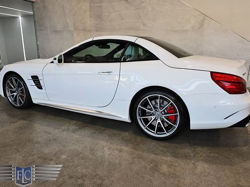 Used 2017 Mercedes-Benz SL 63 AMG image 6