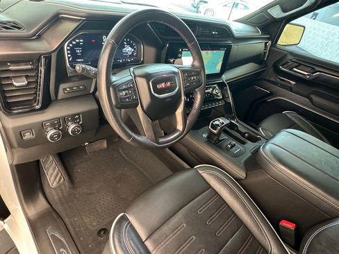 Used 2024 GMC Sierra 1500 AT4X image 28