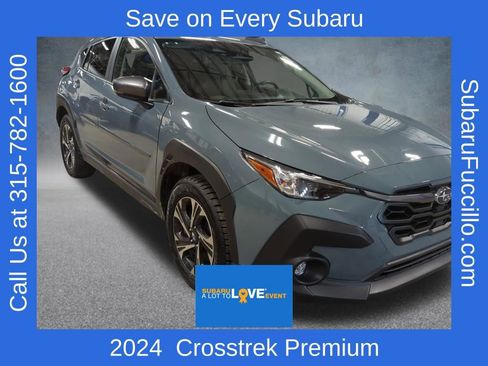 Used 2024 Subaru Crosstrek 2.0i Premium image 4