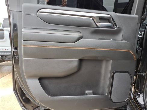 Used 2024 GMC Sierra 2500 AT4 w/ AT4 Premium Plus Package image 23