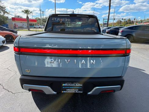Used 2022 Rivian R1T Adventure image 6