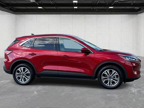 Used 2022 Ford Escape SEL w/ Class II Trailer Tow Package AWD/4WD image 5