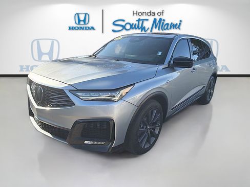 Used 2025 Acura MDX A-Spec image 3