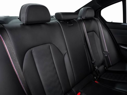 Used 2023 BMW M3 Competition image 37