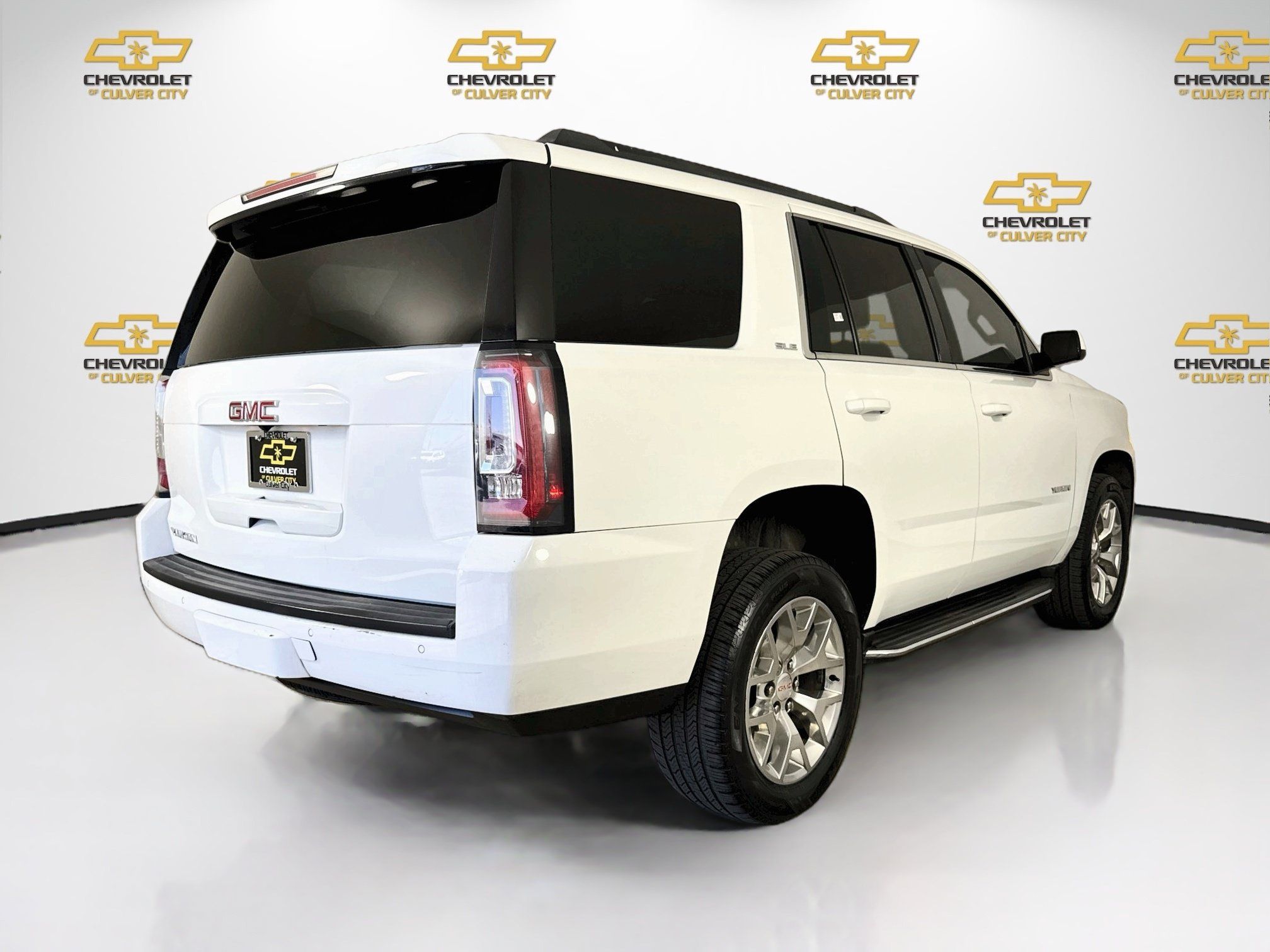 Used 2019 GMC Yukon SLE w/ SLE Value Package RWD image 8