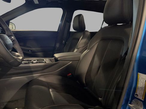 New 2026 Jeep Cherokee Overland image 10