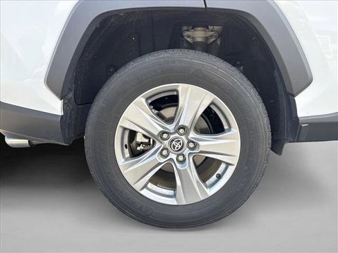 Certified 2025 Toyota RAV4 XLE FWD image 25
