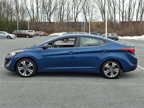 Used 2015 Hyundai Elantra Sport image 7