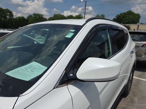 Used 2017 Hyundai Santa Fe Sport AWD/4WD image 11