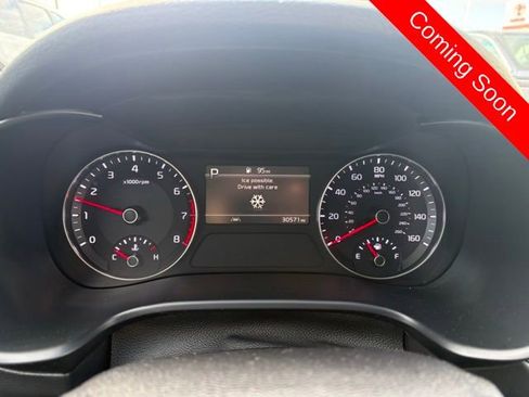 Used 2024 Kia Forte LXS image 8