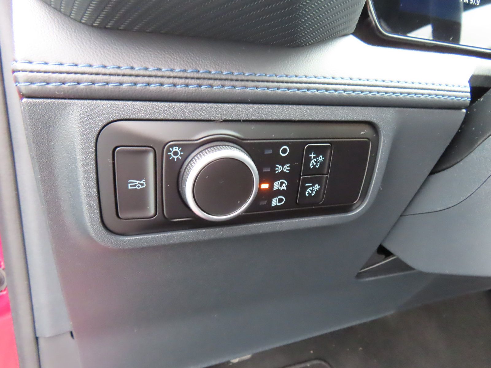 Used 2025 Ford Mustang Dark Horse RWD image 19