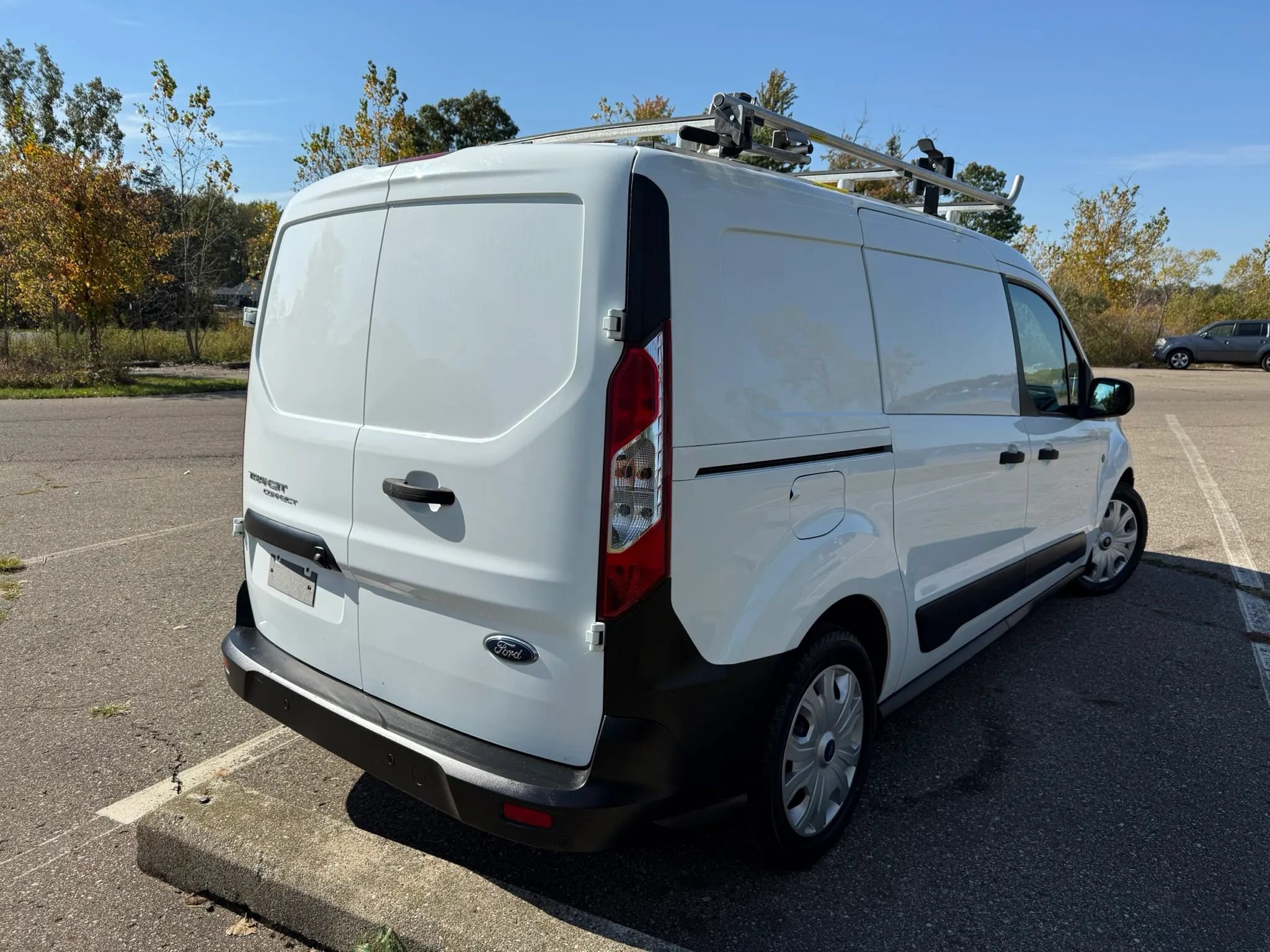 Used 2020 Ford Transit Connect XL FWD image 4