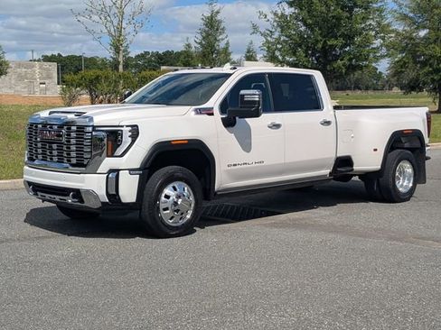 Used 2024 GMC Sierra 3500 Denali w/ Denali Reserve Package image 1