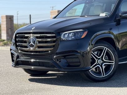 New 2026 Mercedes-Benz GLS 450 4MATIC