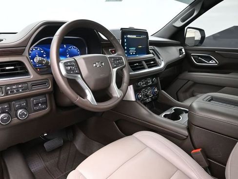 Used 2024 Chevrolet Tahoe Z71 w/ Luxury Package image 23