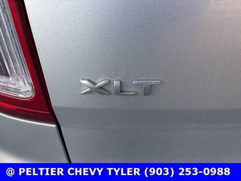 Used 2013 Ford Explorer XLT image 9