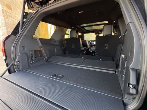 New 2025 Ford Expedition Platinum w/ Stealth Appearance Package image 38