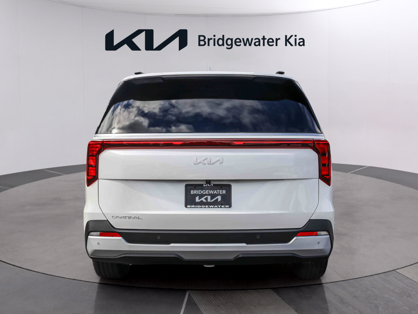 Used 2026 Kia Carnival EX FWD image 5