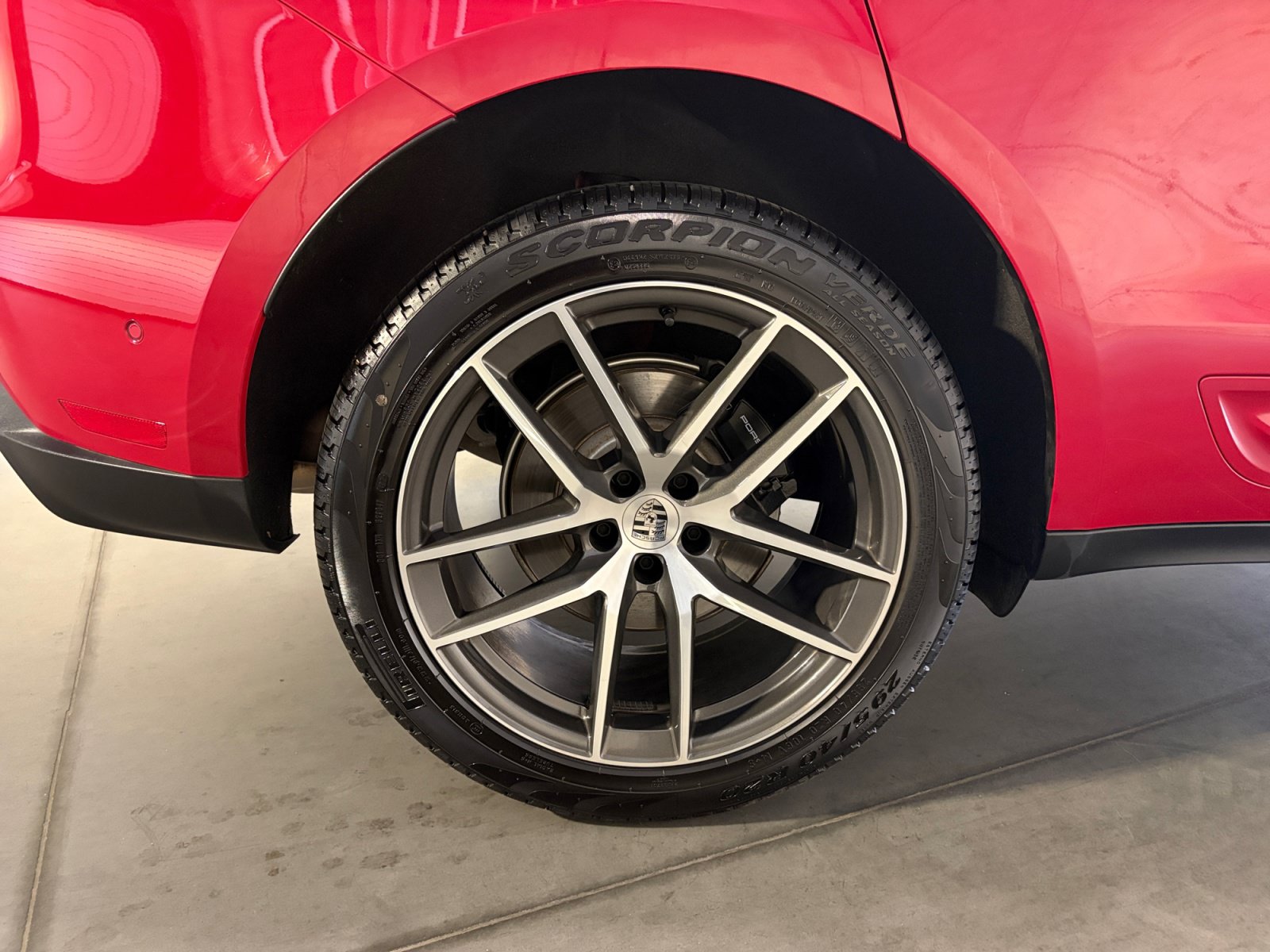 Certified 2026 Porsche Macan AWD/4WD image 21