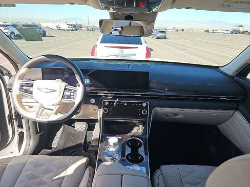 Used 2025 Genesis GV80 3.5T e-SC AWD/4WD image 12