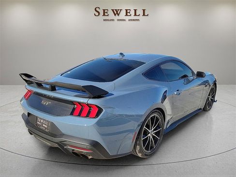 Used 2024 Ford Mustang GT Premium w/ GT Performance Package image 5