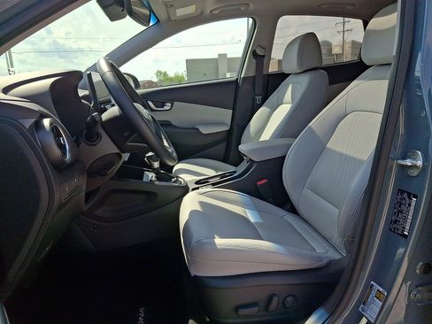 Certified 2022 Hyundai Kona Limited AWD/4WD image 13