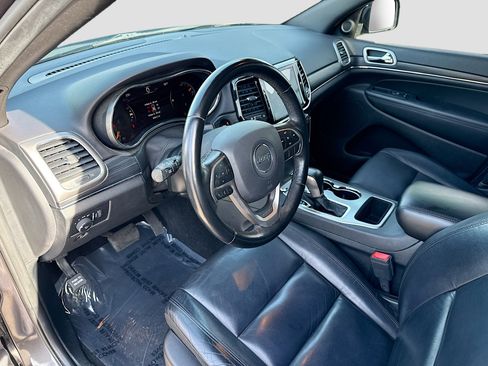 Used 2020 Jeep Grand Cherokee Limited RWD image 25