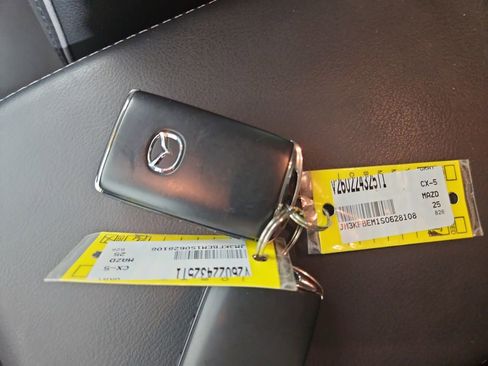 Used 2025 MAZDA CX-5 AWD 2.5 S w/ Premium Plus Pkg image 29