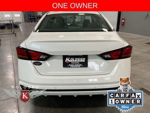 Used 2022 Nissan Altima 2.5 SV AWD/4WD image 5