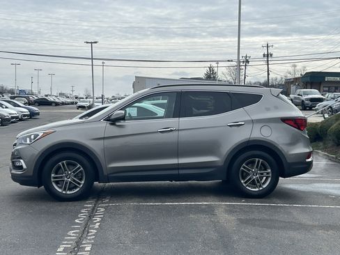 Used 2017 Hyundai Santa Fe Sport image 4