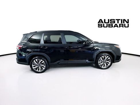 Used 2026 Subaru Forester Touring AWD/4WD image 8