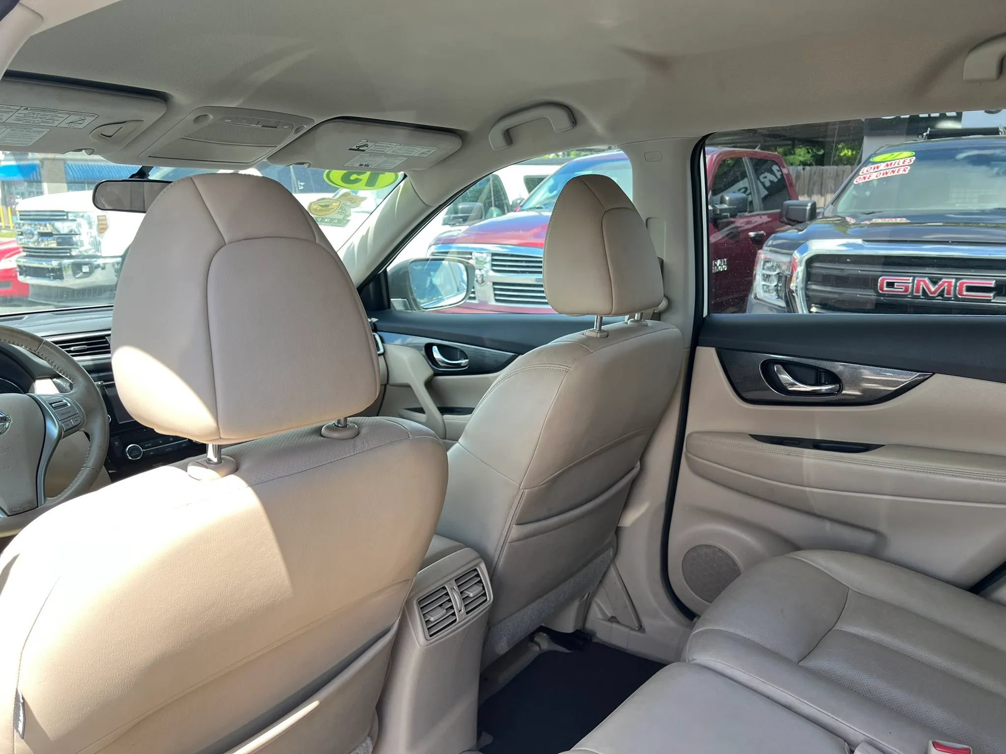 Used 2015 Nissan Rogue SL FWD image 10