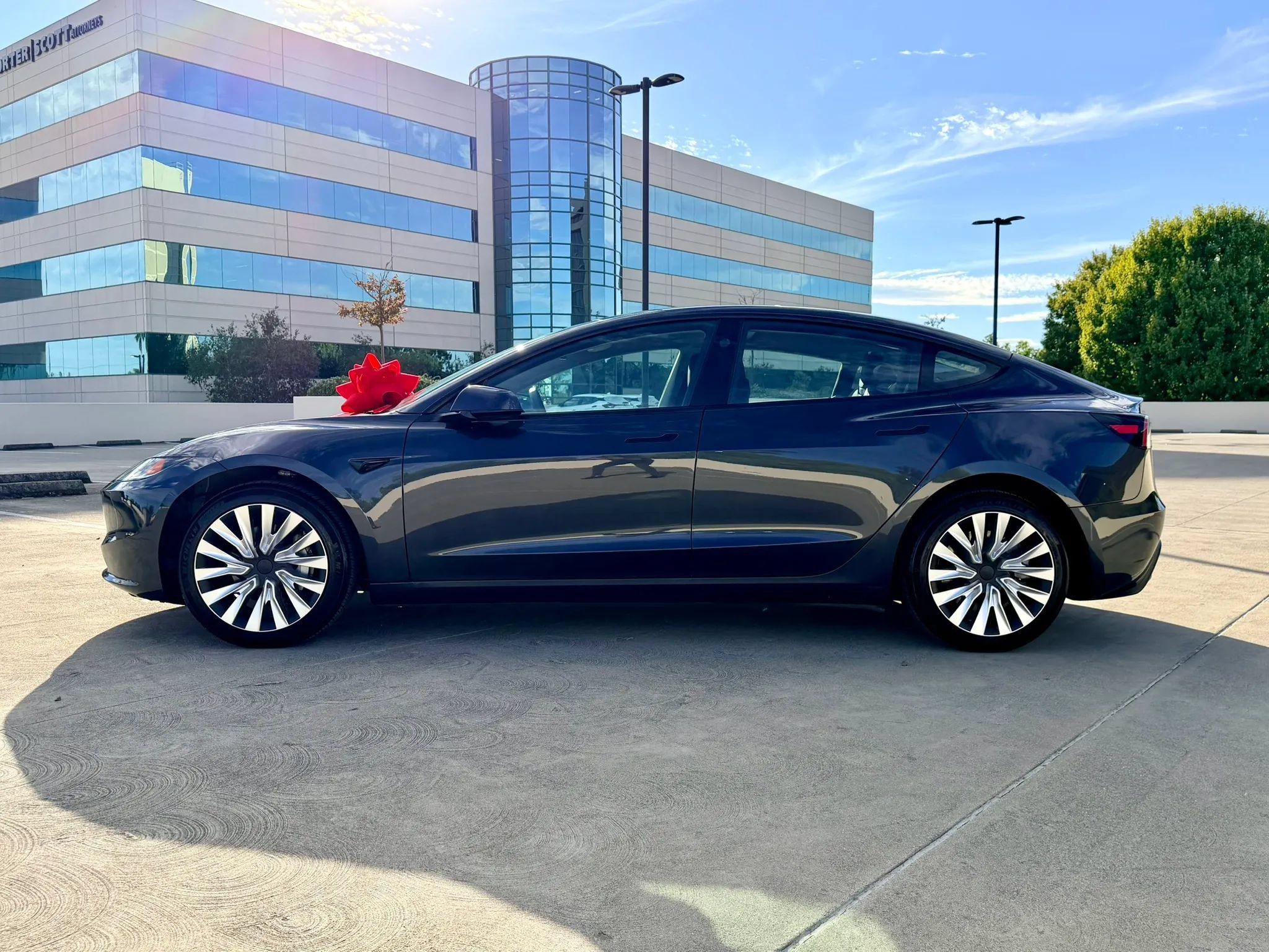 Used 2025 Tesla Model 3 Long Range RWD image 25