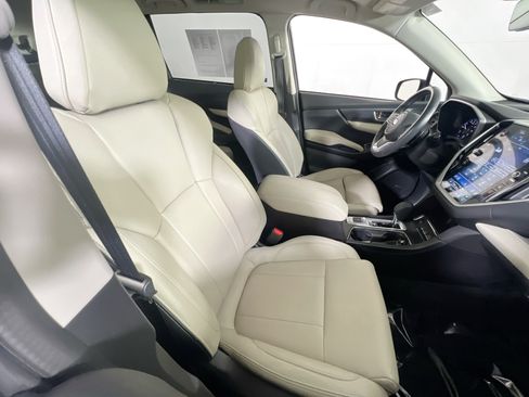Used 2023 Subaru Ascent Limited w/ Technology Package AWD/4WD image 28